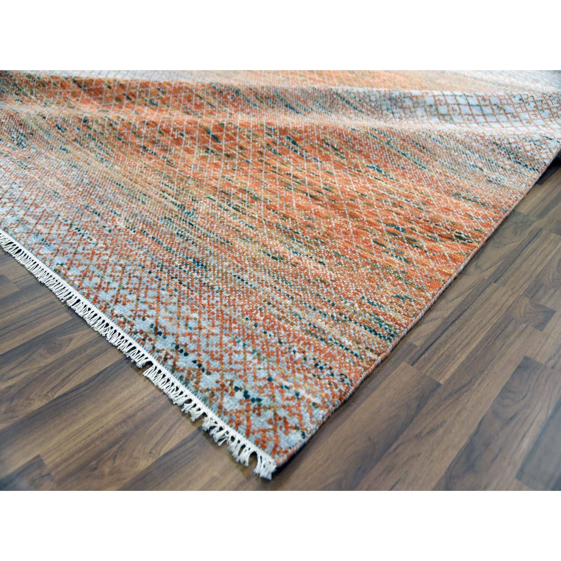 Shahbanu Rugs Orange, Hand Knotted Modern Chiaroscuro Collection, Thick
